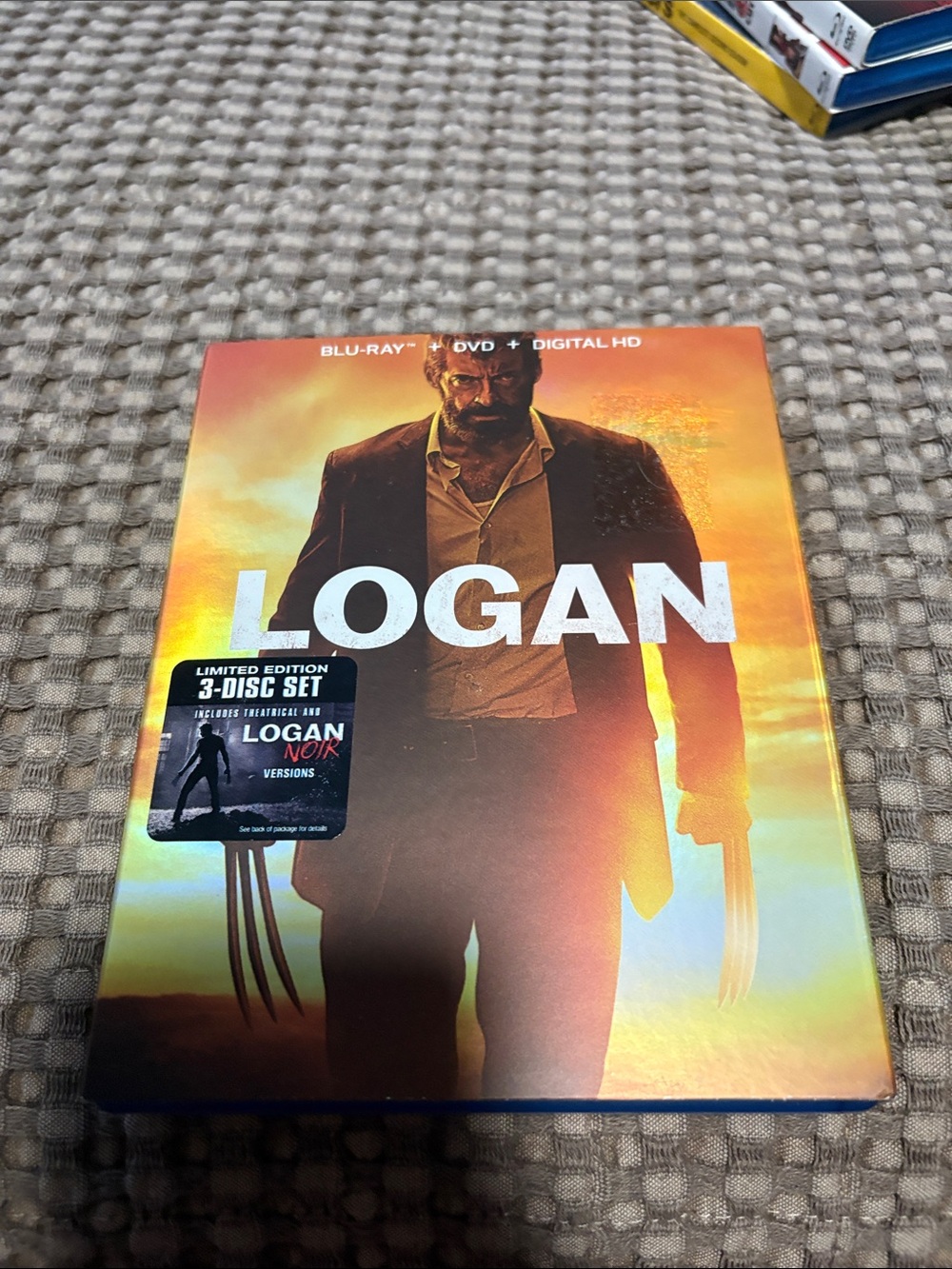 Logan (Limited Edition 3-Disc Set) - Orange Cover